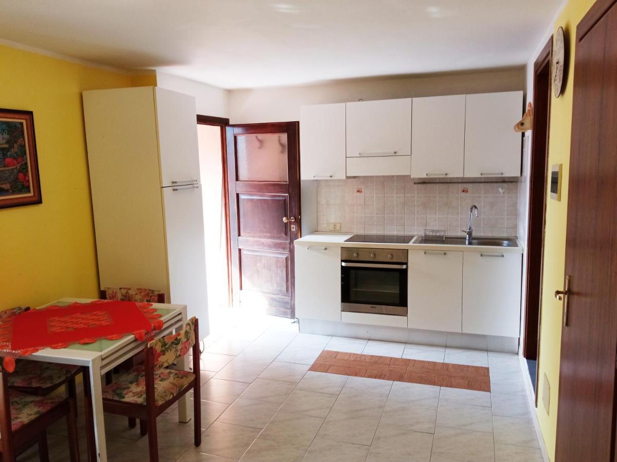 Cute Little Flat With View, 20 Mins To Bgy Airport Διαμέρισμα Pradalunga Εξωτερικό φωτογραφία